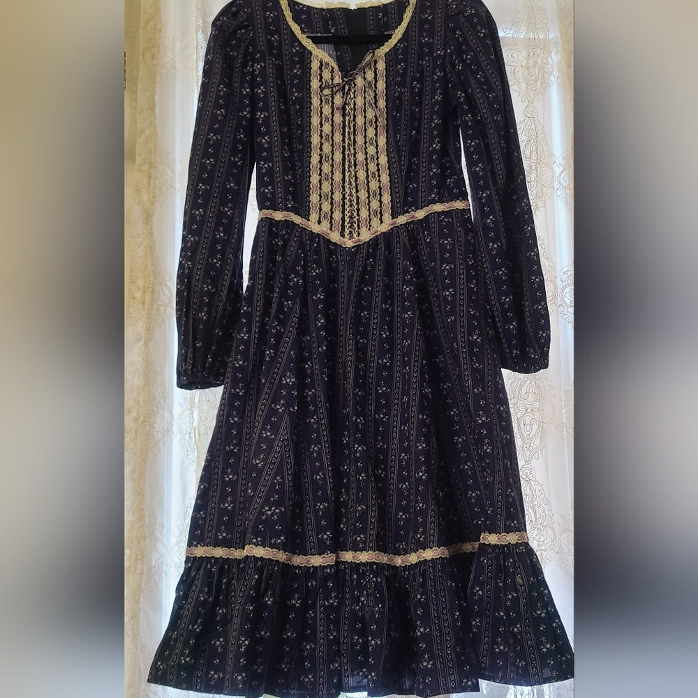 Navy Blue Floral Boho Prarie 70's dress Home sewn XS